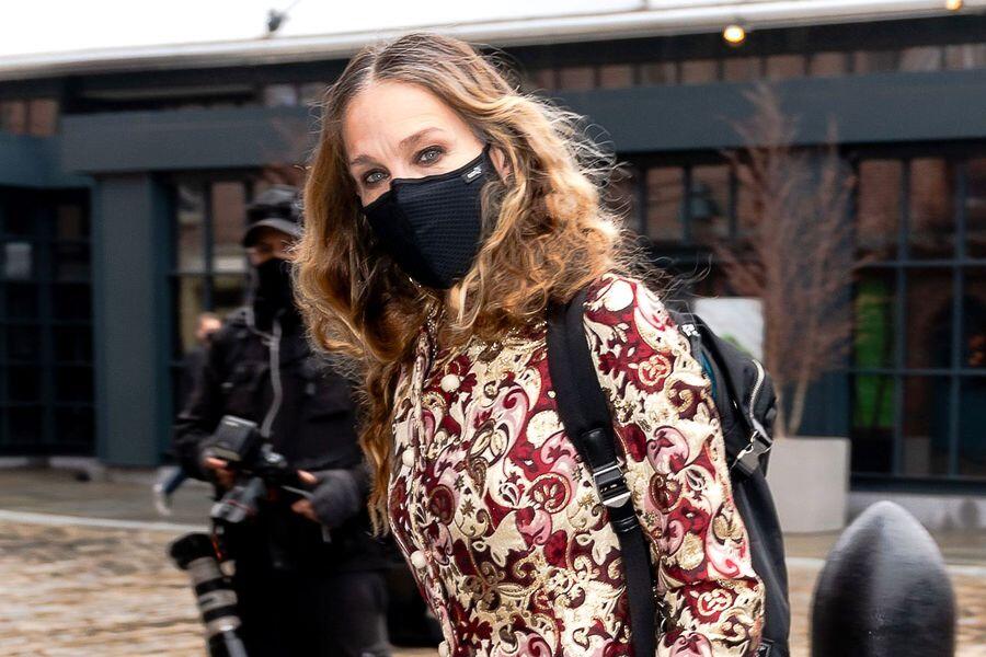 Sarah Jessica Parker wearing Masqd