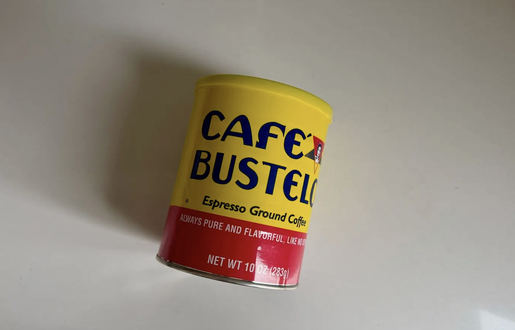 can of cafe bustelo