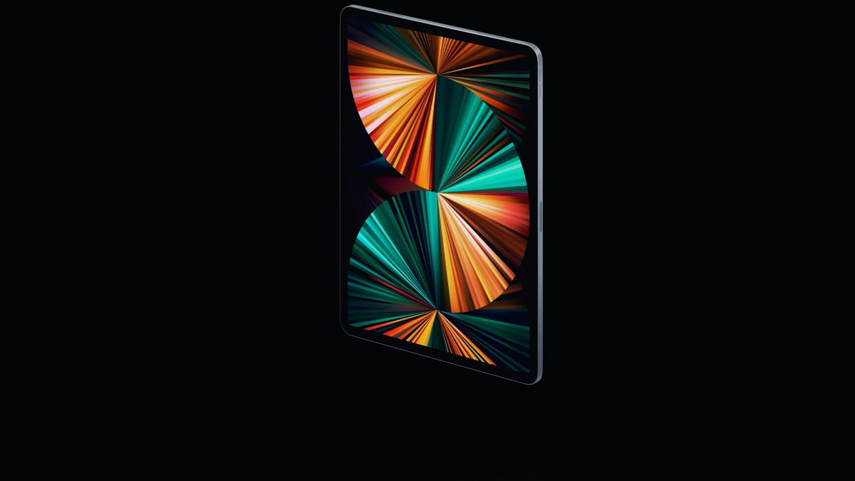 ipad-pro-2021-black-background.png