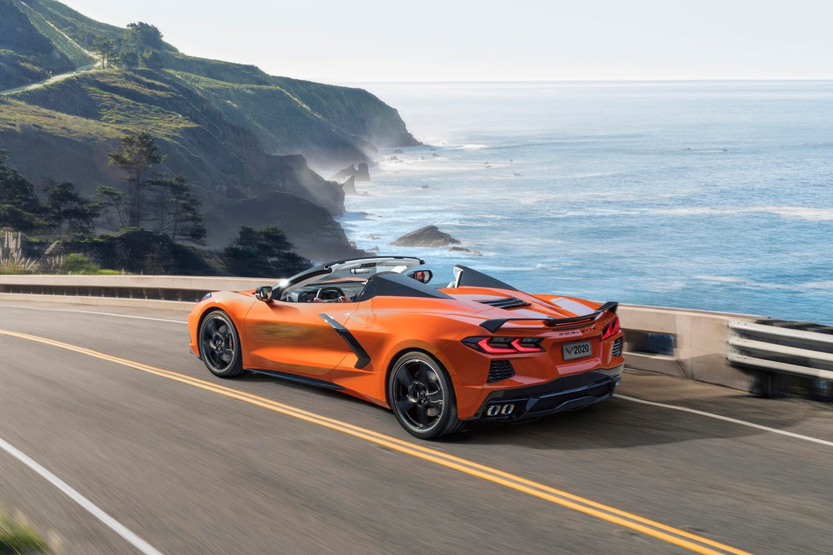 2020-chevrolet-corvette-stingray-convertible-1
