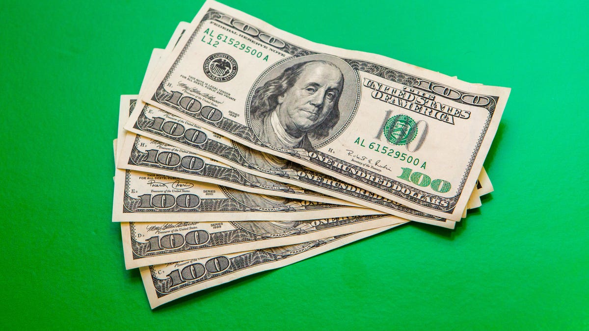 money-dollar-fire-burning