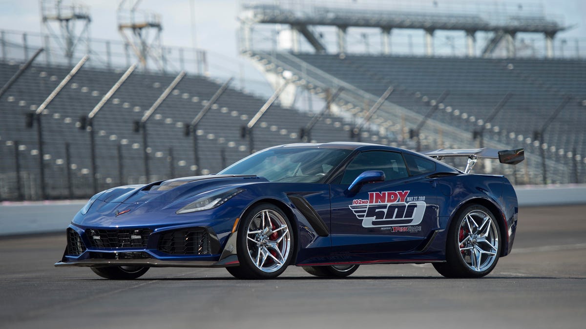 corvette-zr1-pace-car-1