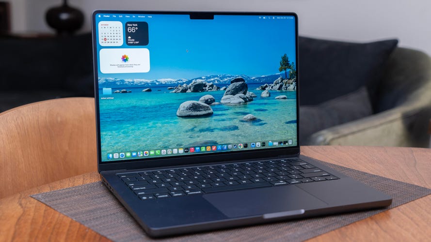 apple-macbook-pro-14-m5-7785