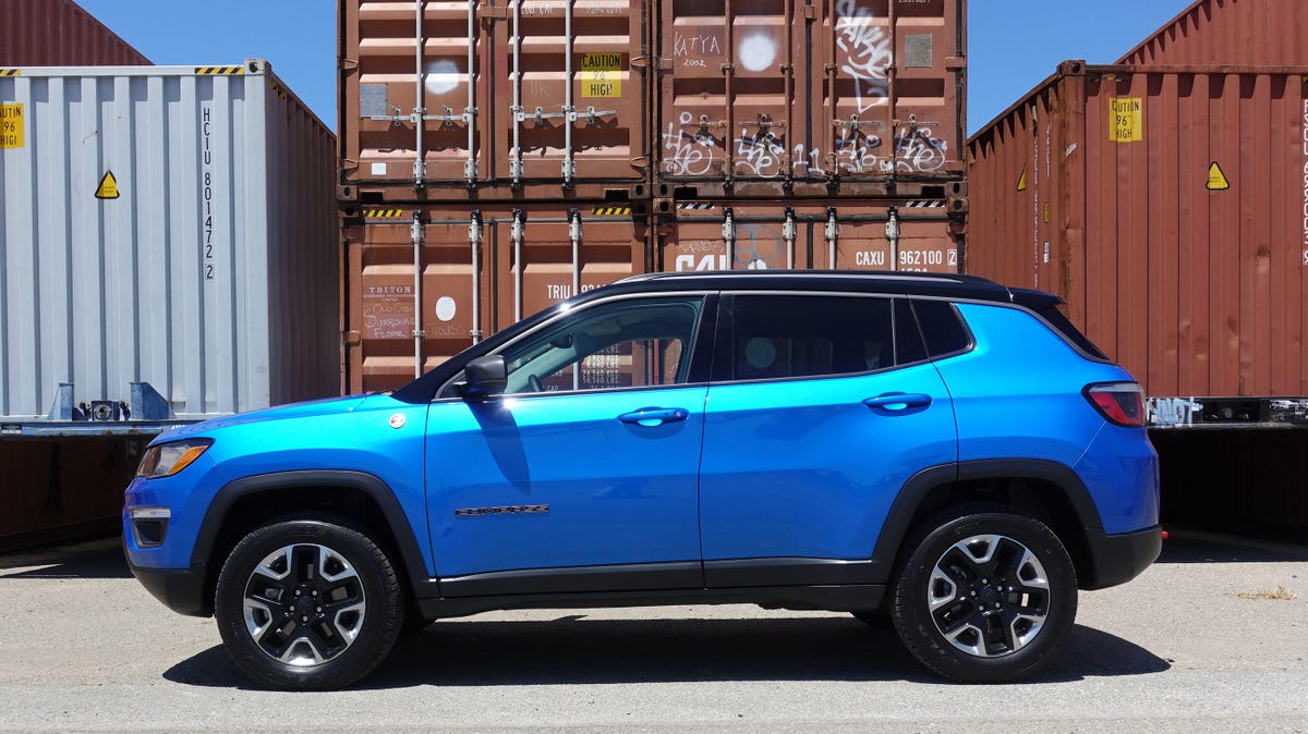 2017-jeep-compass-trailhawk16