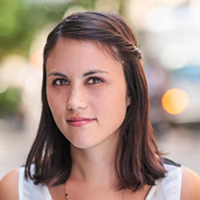 Headshot of Cheryl Holloway