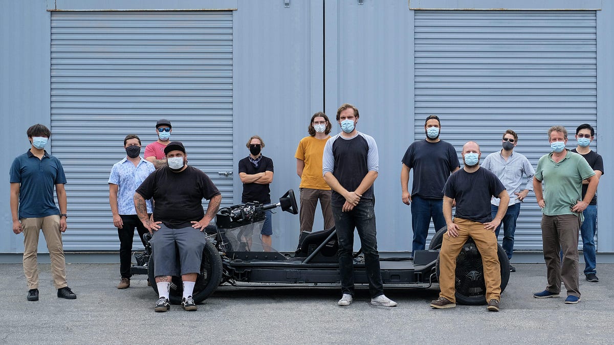 Canoo Skateboard Main Art