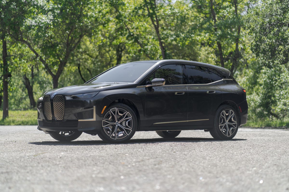 2022 BMW iX, exterior photo