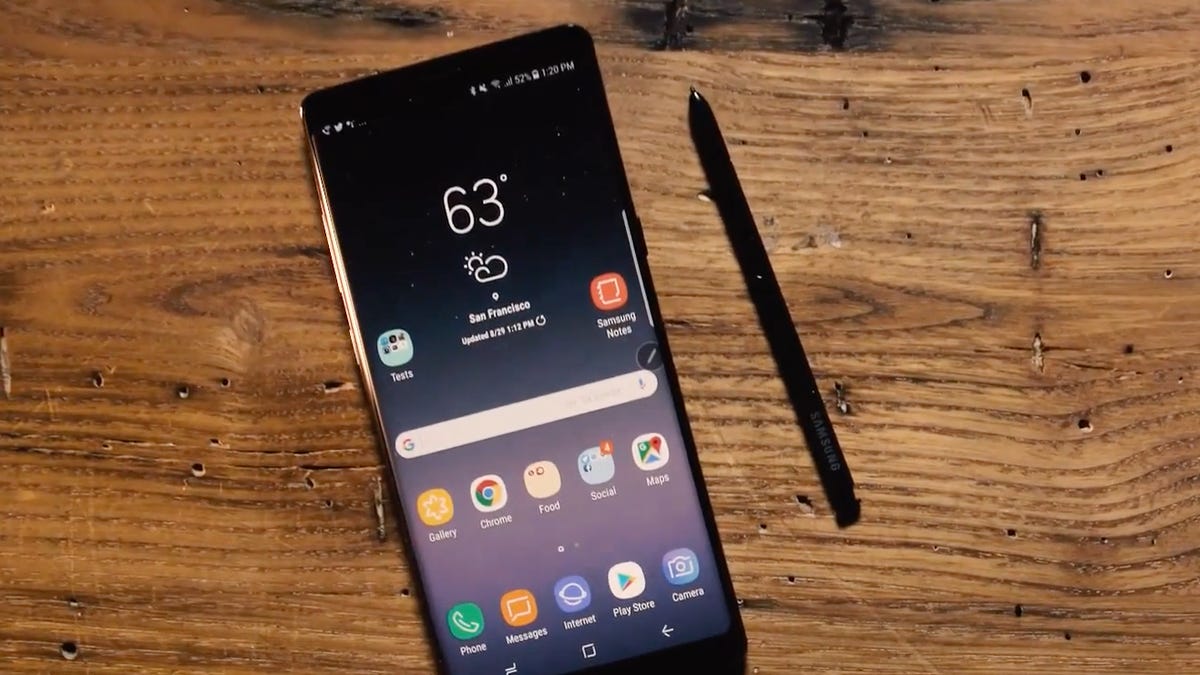 galaxy-note-8-wood-cnet-video