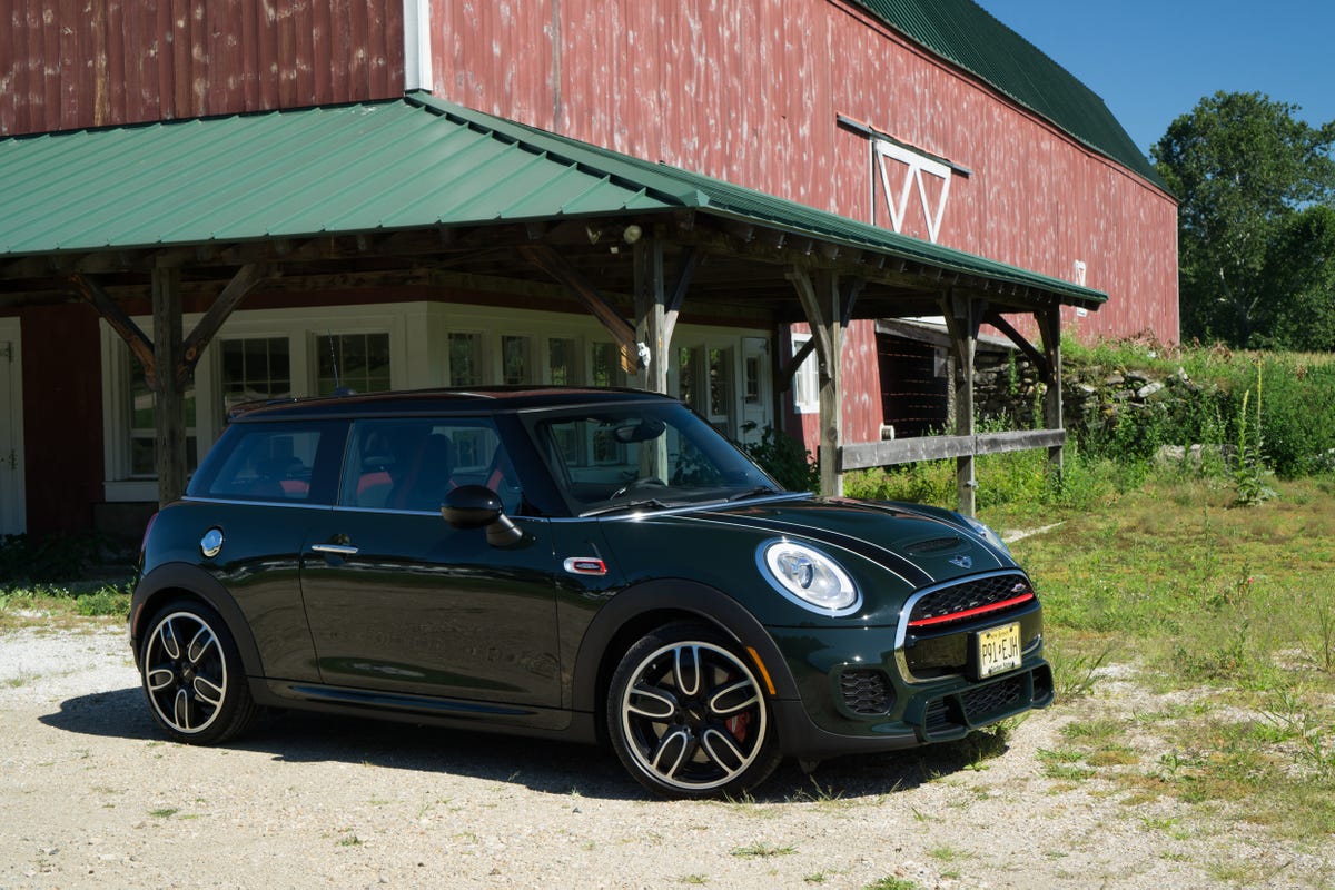 2016-mini-jcw-17-of-24.jpg