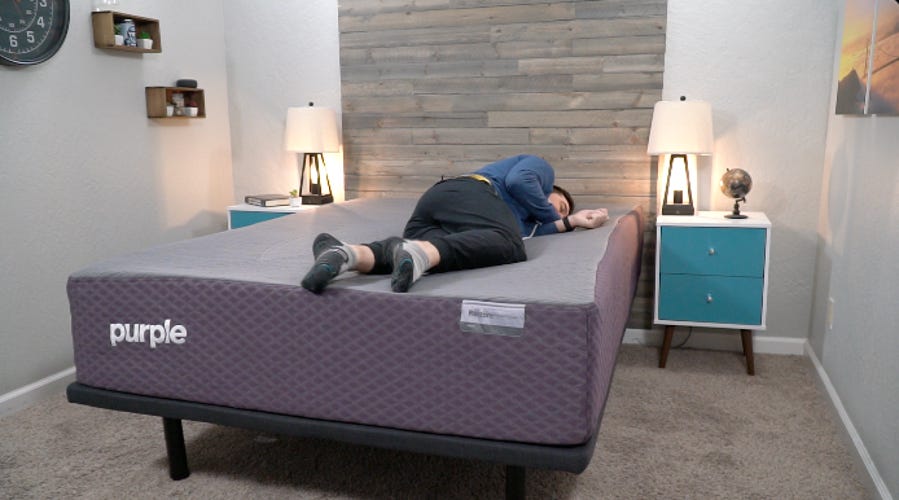 purple-restore-premier-side-sleeper-01-jg.png