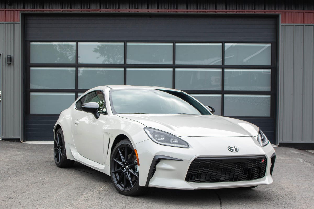 2022-toyota-gr-86-premium-1