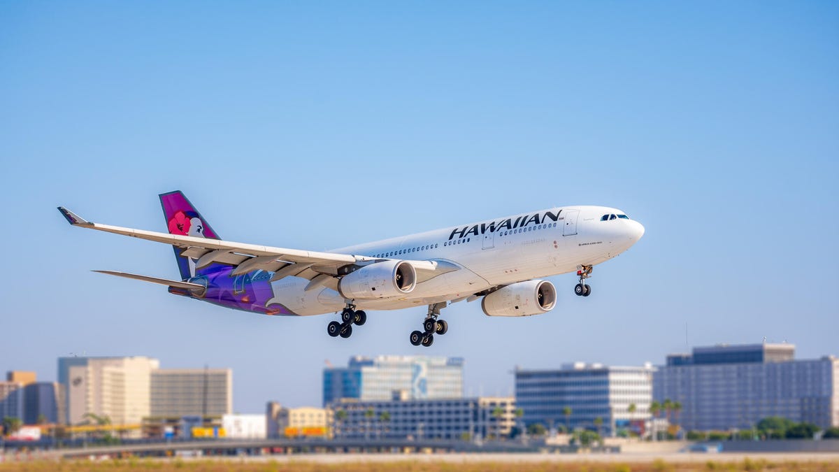 hawaiian-airlines-airbus-plane