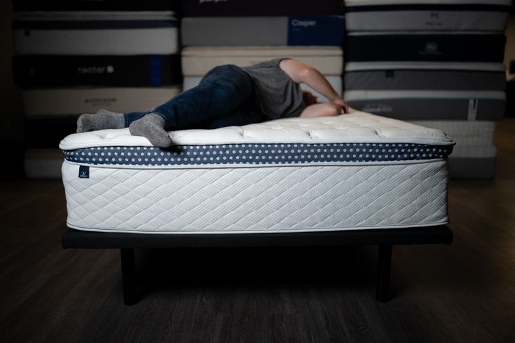 winkbed-plus-mattress-2024-sleeper-low-dl-jg.jpg