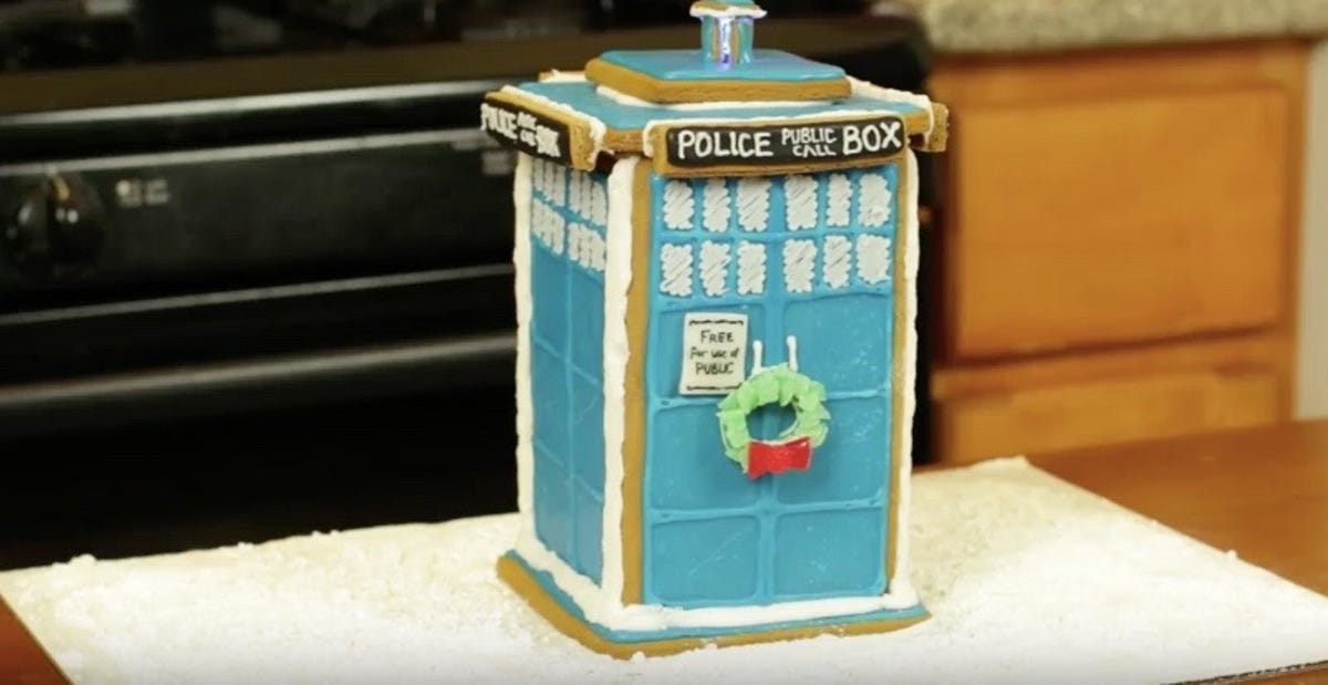 tardisgingerbread1.jpg