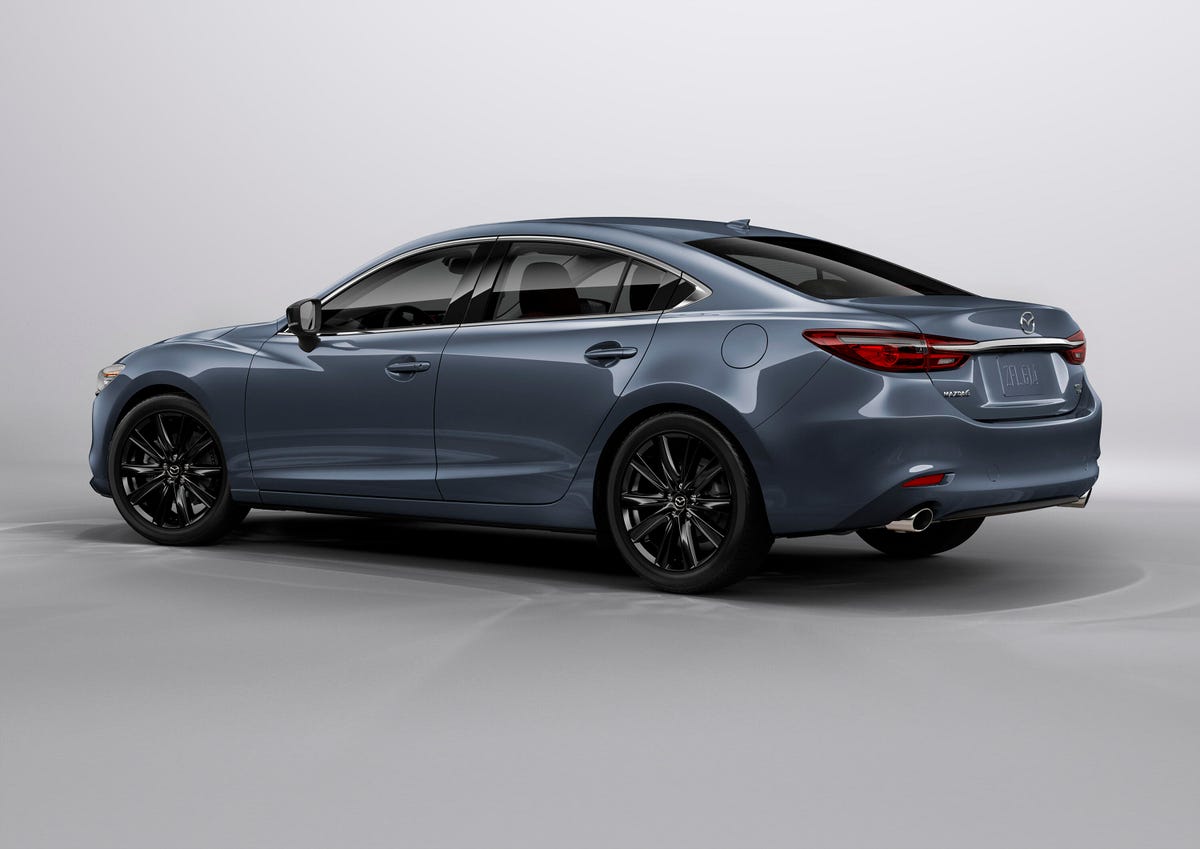 2021-mazda6-carbon-edition-02
