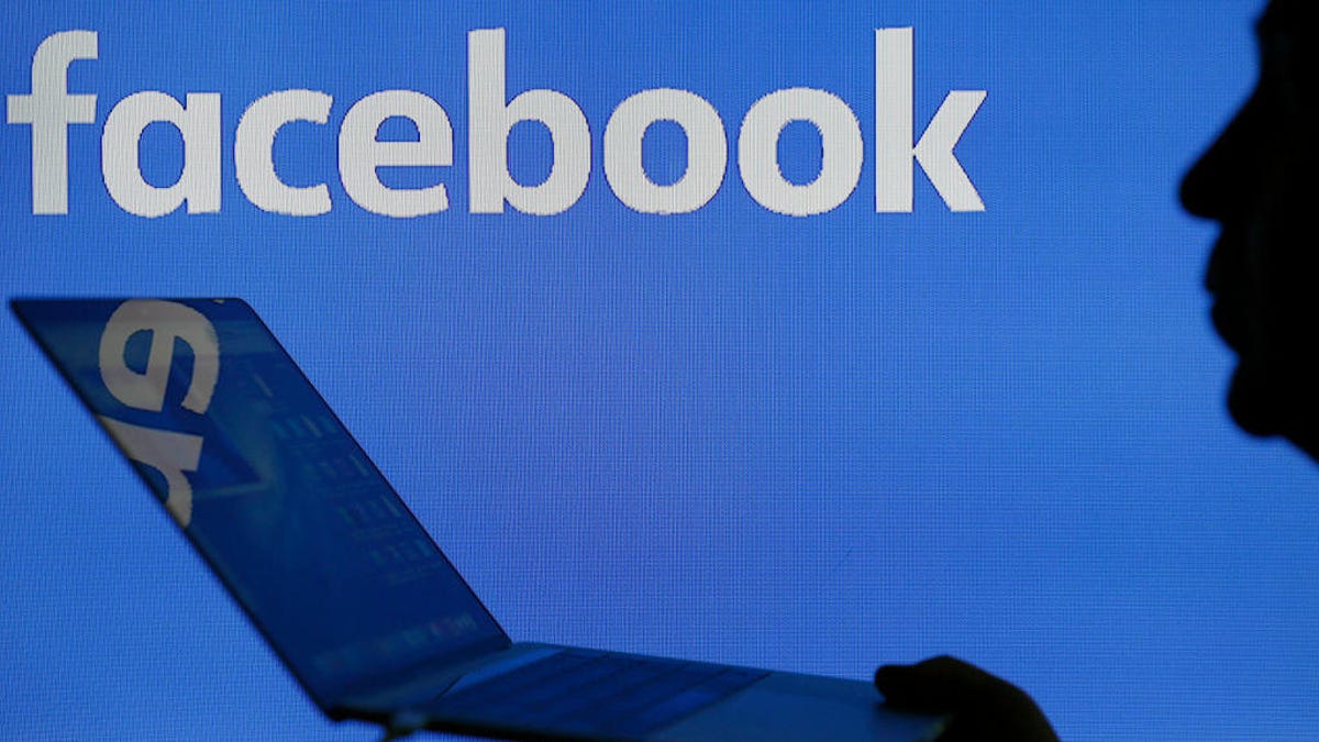 Facebook, Instagram, WhatsApp : Illustration