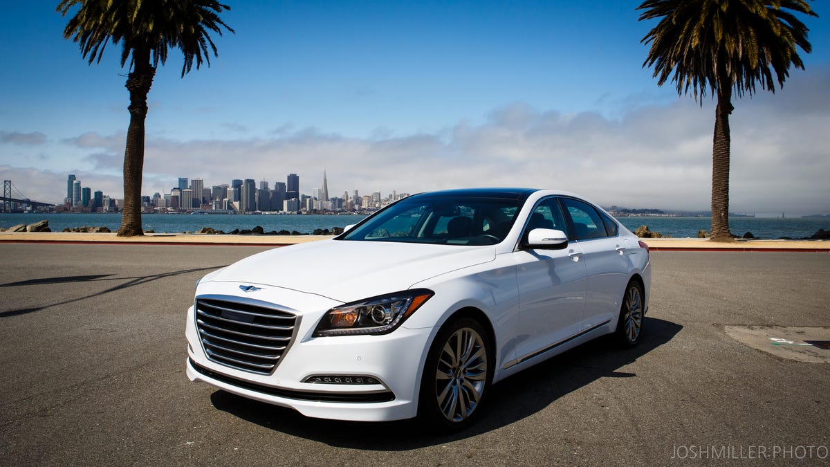 2015-hyundai-genesis-9404-001.jpg