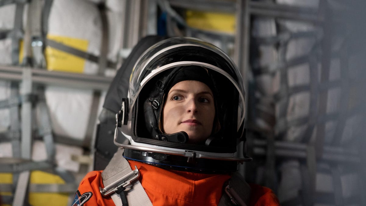 stowaway-00219r-f-rgb