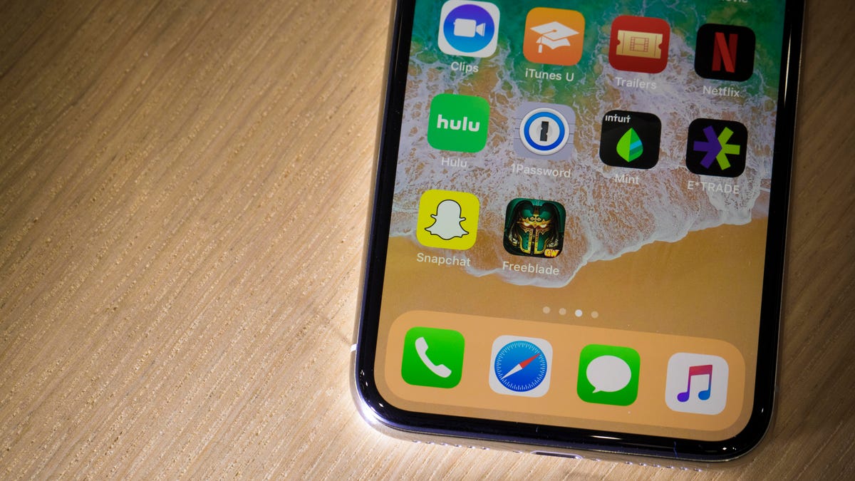 apple-091217-iphone-x3946