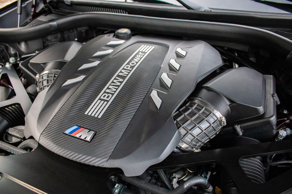 2020-bmw-x6-m-competition-9