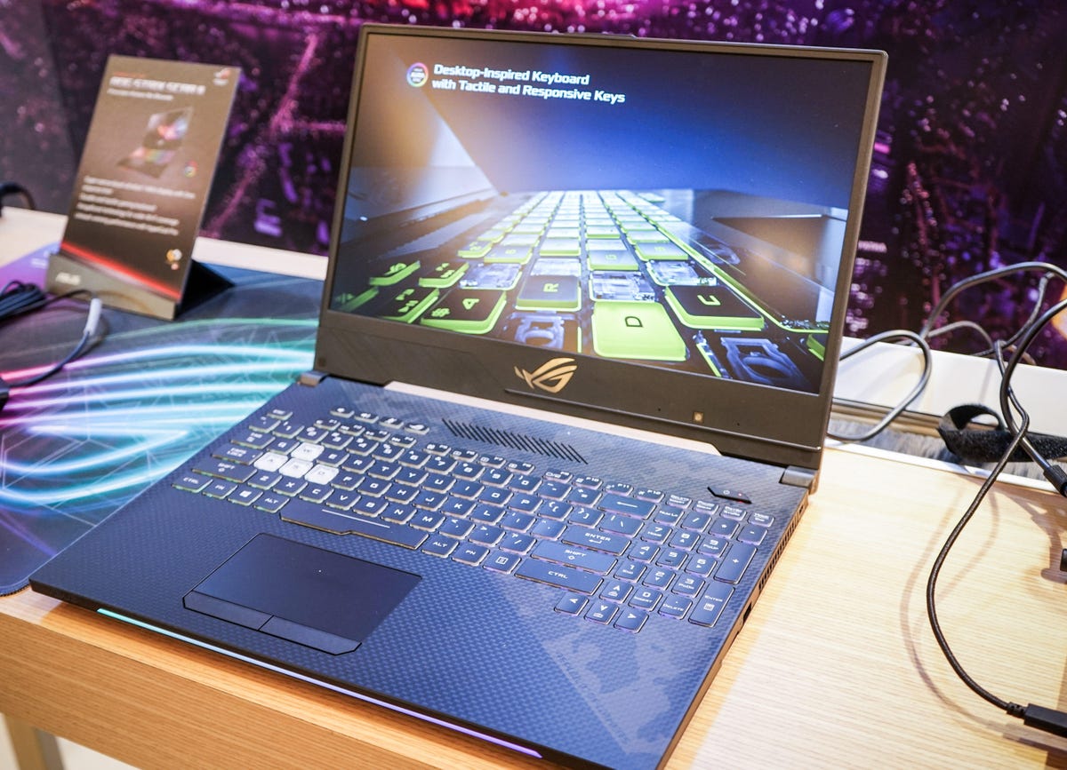 asus-rog-strix-scar-ii-1