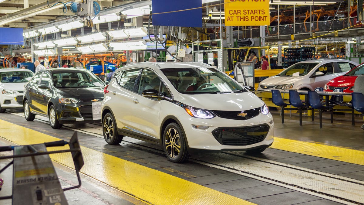 chevrolet-bolt-assembly-25.jpg