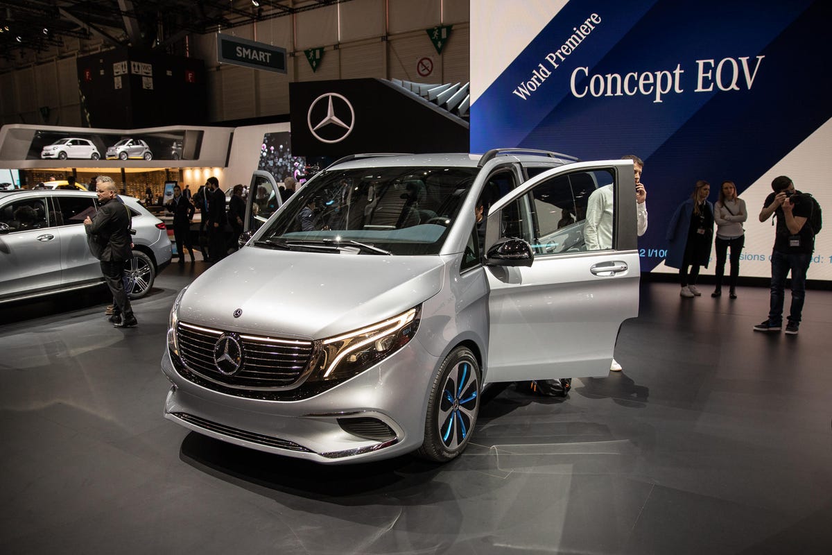 mercedes-benz-concept-eq-v-geneva-2019-34