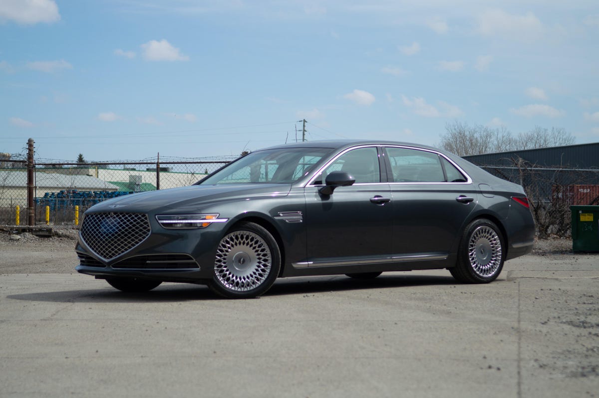 2020 Genesis G90