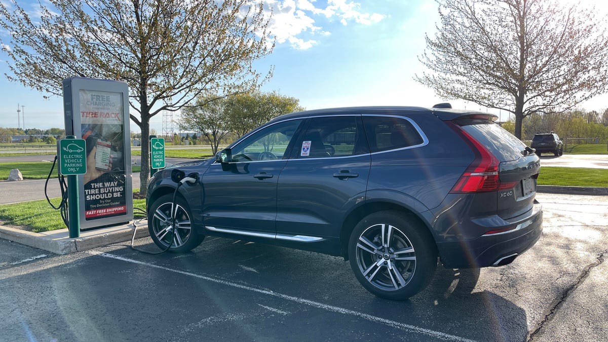 2021 Volvo XC60 T8 Recharge long-termer