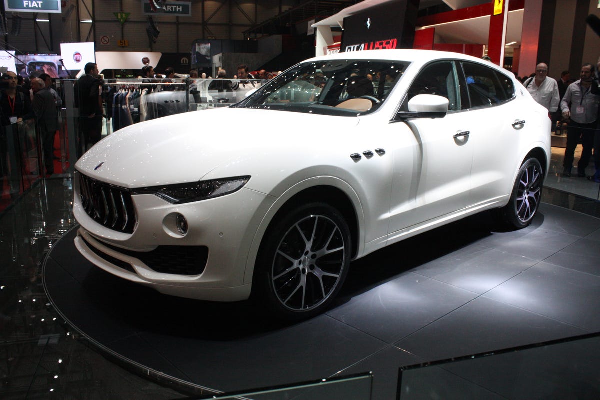 00-2017-maserati-levante-geneva.jpg