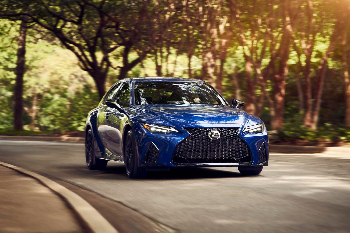 2021 Lexus IS