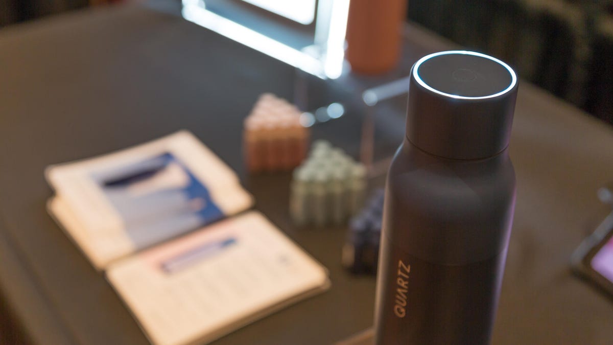 quartz-bottle-product-photos-1