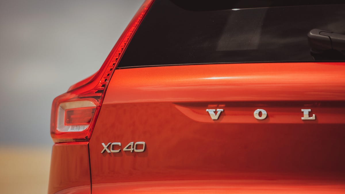 2019-volvo-xc40-25