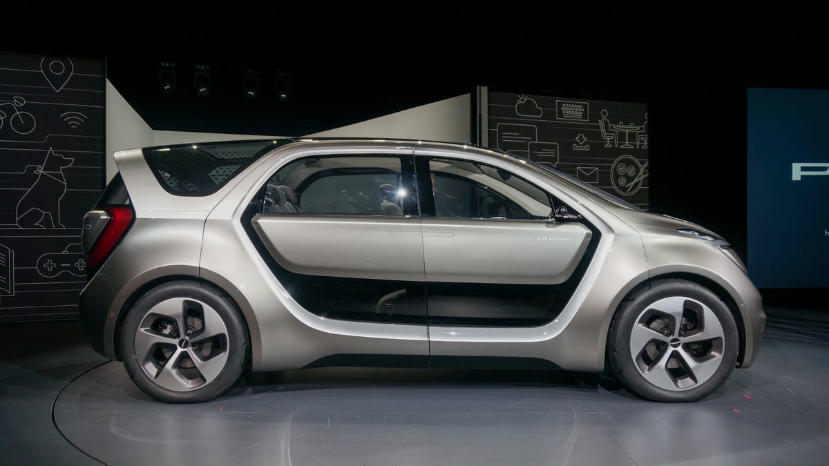 Chrysler Portal concept at ces 2017