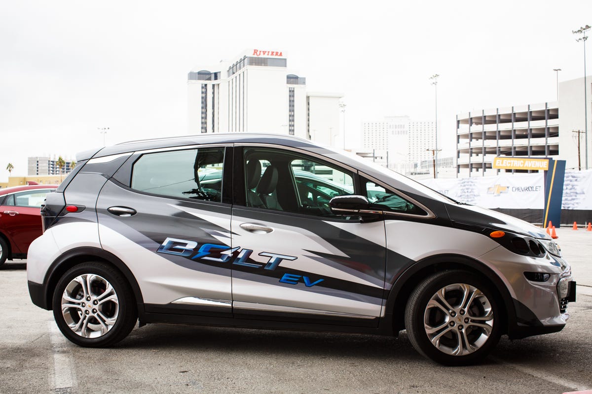 2016-chevy-bolt-5556-001.jpg