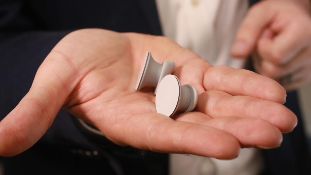 203-microsoft-surface-earbuds