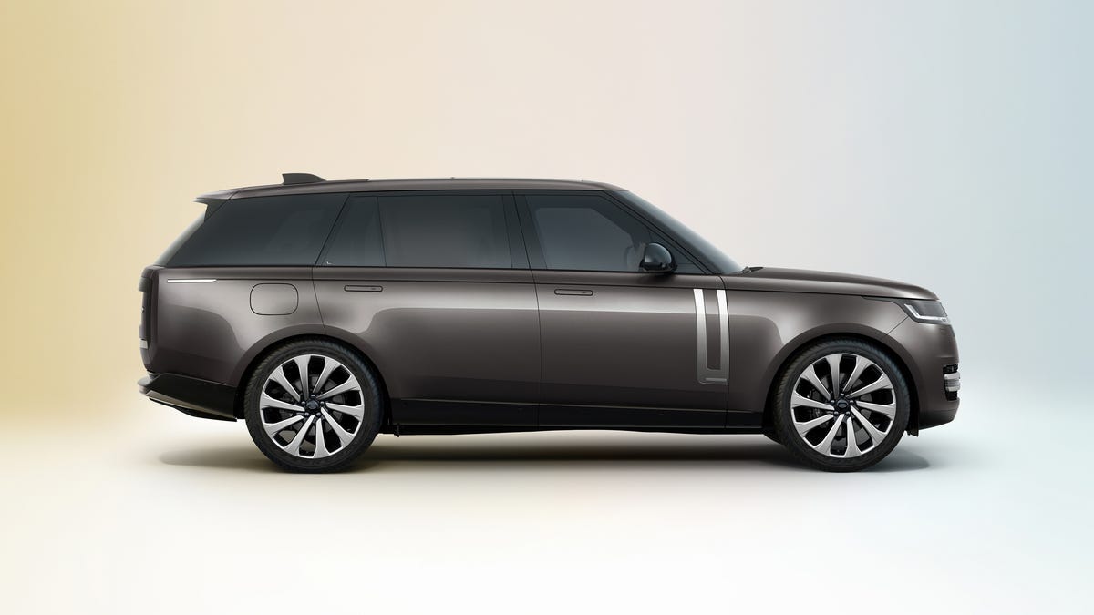 2022 Land Rover Range Rover - profile