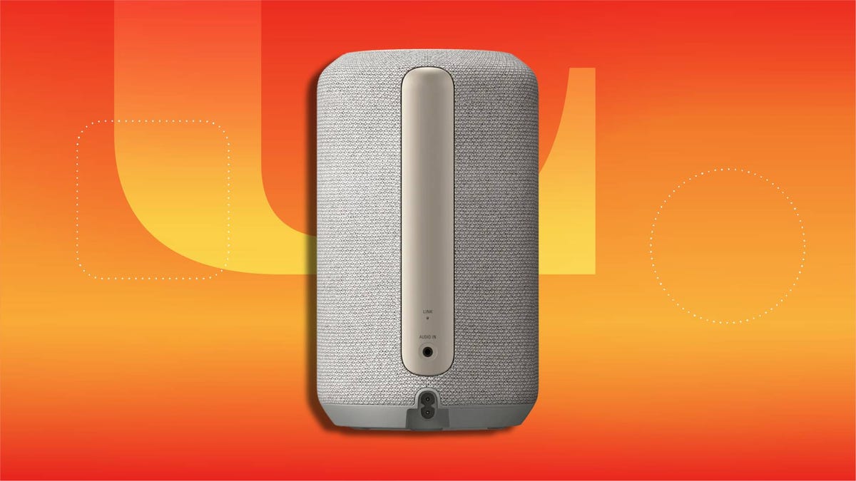 A Sony SRS-RA3000 speaker on a CNET background.