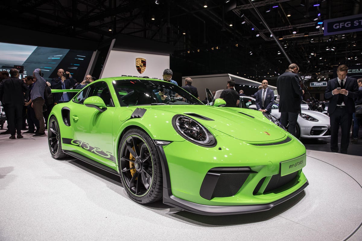 porsche-911-gt3-rs-16