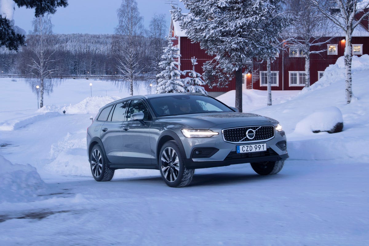 2020 Volvo V60 Cross Country