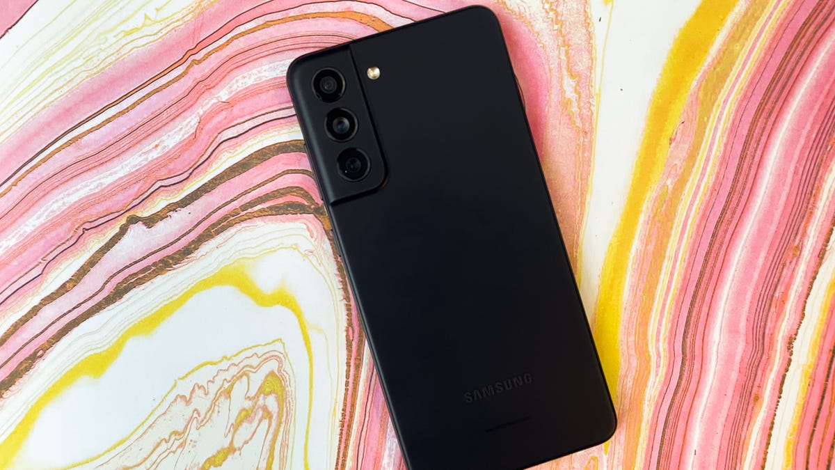 samsung-galaxy-s21-fe-cnet-review-2022-013