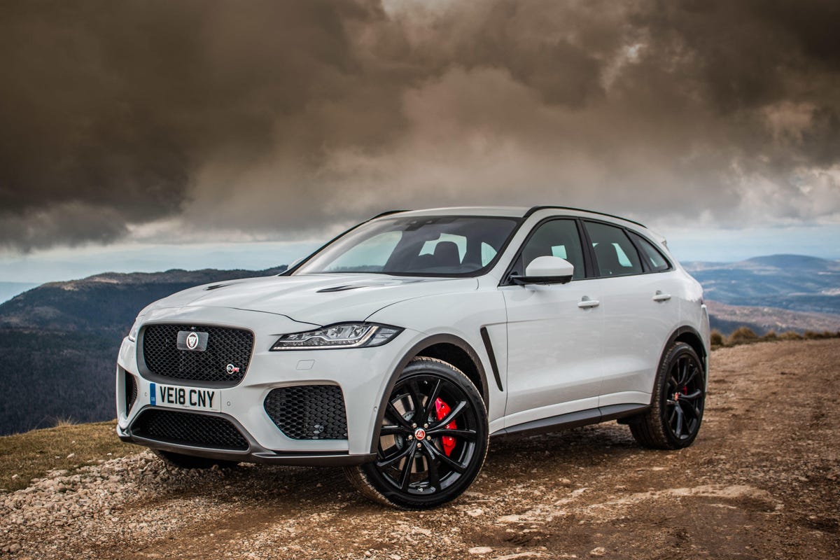 2019-jaguar-f-pace-svr-1