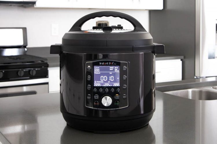 black Instant pot pro in kitchen