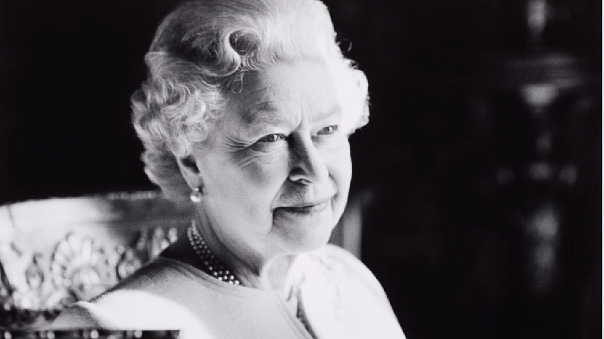 black and white portrait of Queen Elizabeth II