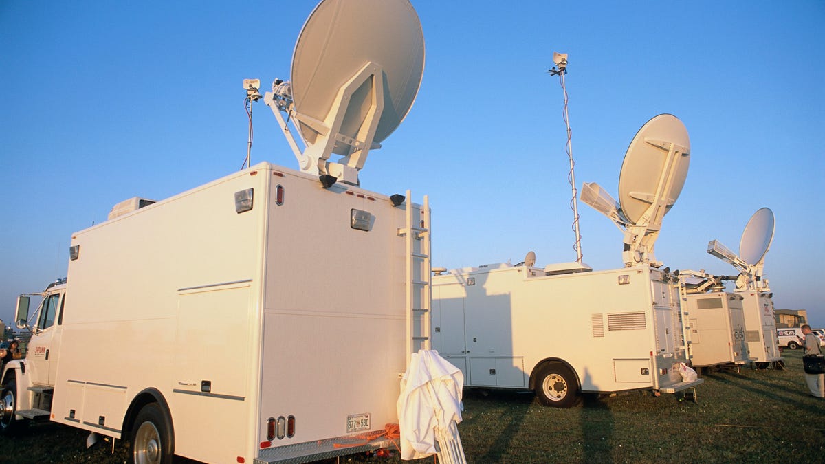 satellite-tv-trucksgettyimages-534941364
