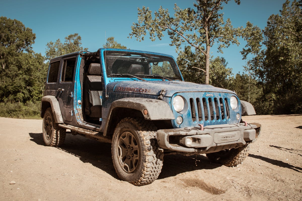 2016-jeep-rubicon-unlimited-52.jpg