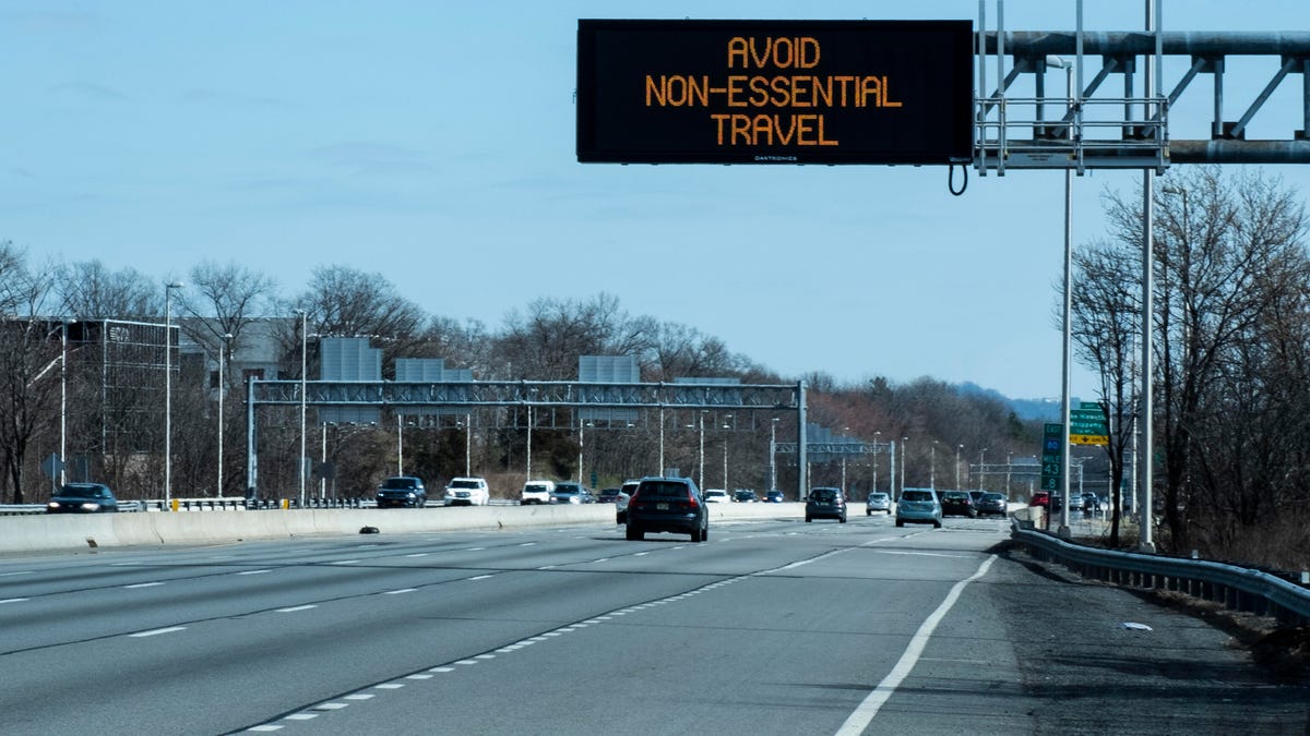 road-sign-gettyimages-1214367738