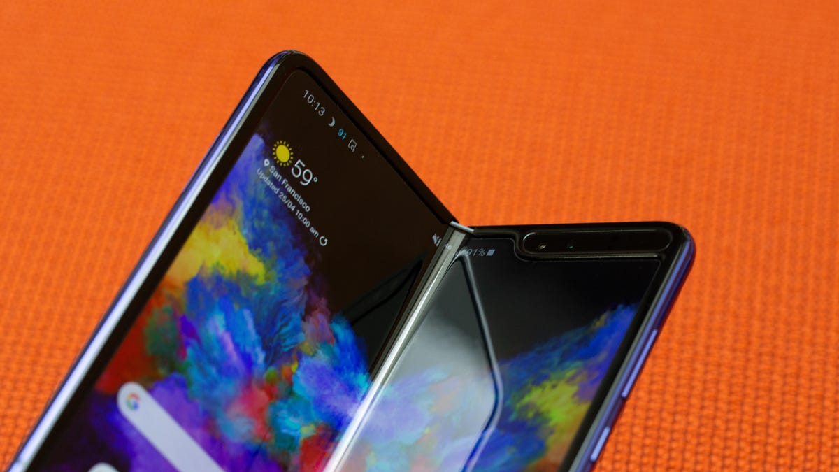 samsung-galaxy-fold-55