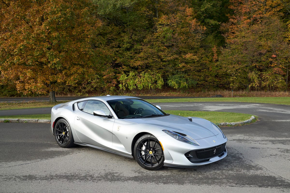 2019 Ferrari 812 Superfast