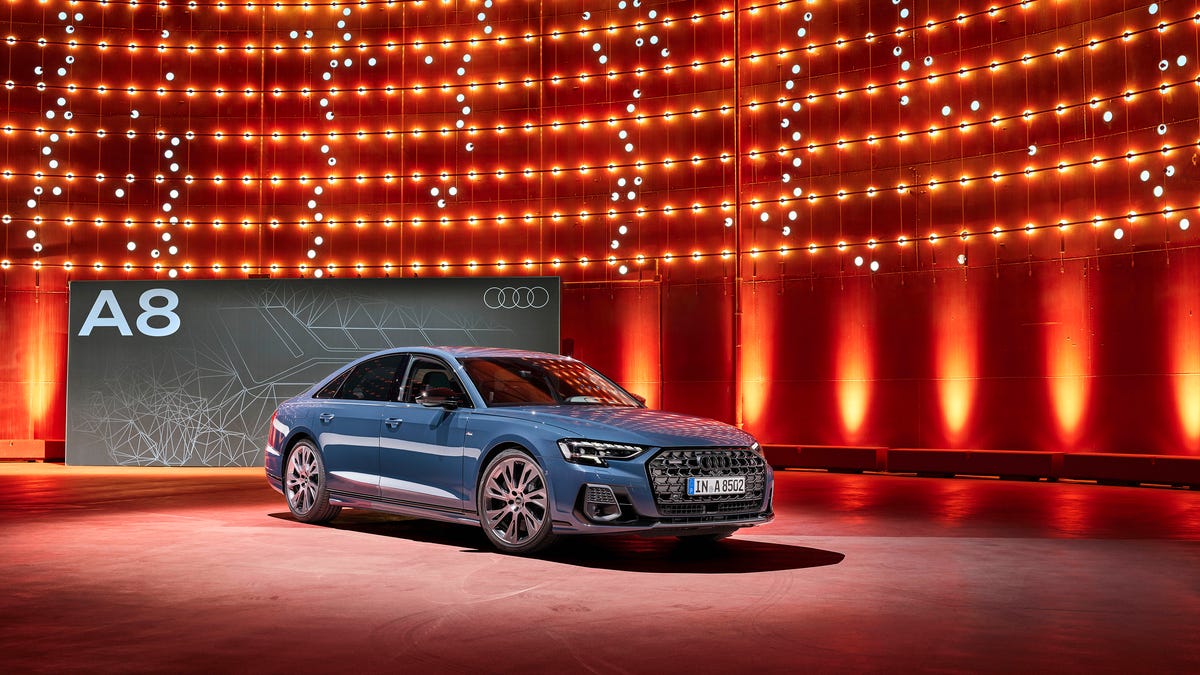 2022 Audi A8